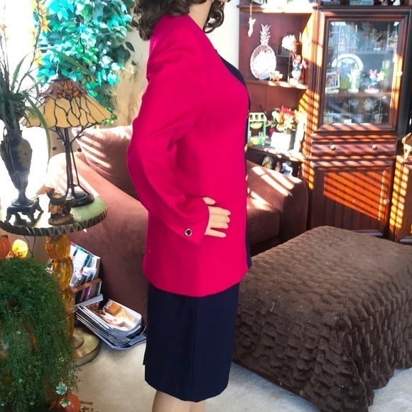 Brand New Kasper 2-Piece Pink & Navy Blue Skirt Suit - Picture 3 of 16